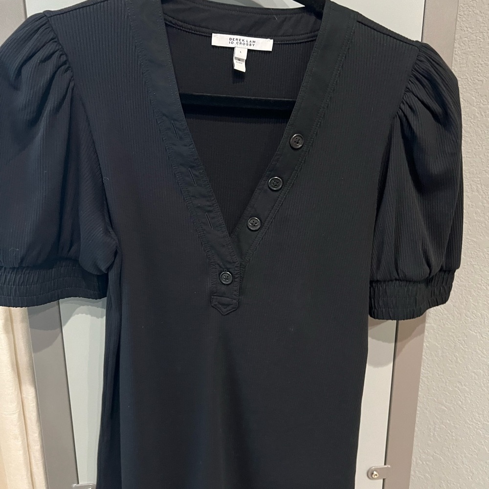 Derek Lam 10 Crosby puff sleeve, v neck NWOT